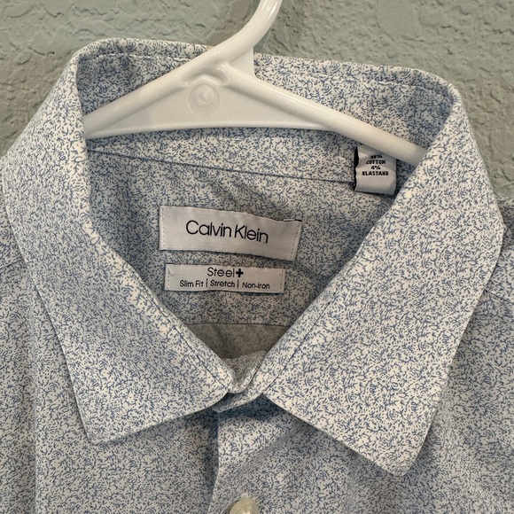 LN Men's Calvin Klein Steel+ Dress Shirt 15 32/33 - Medium - Picture 4 of 4